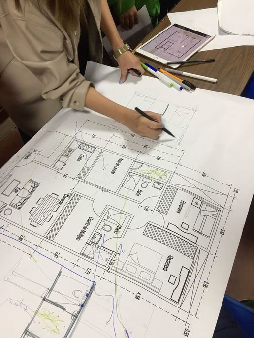 Elaboración manual de un plano arquitectónico